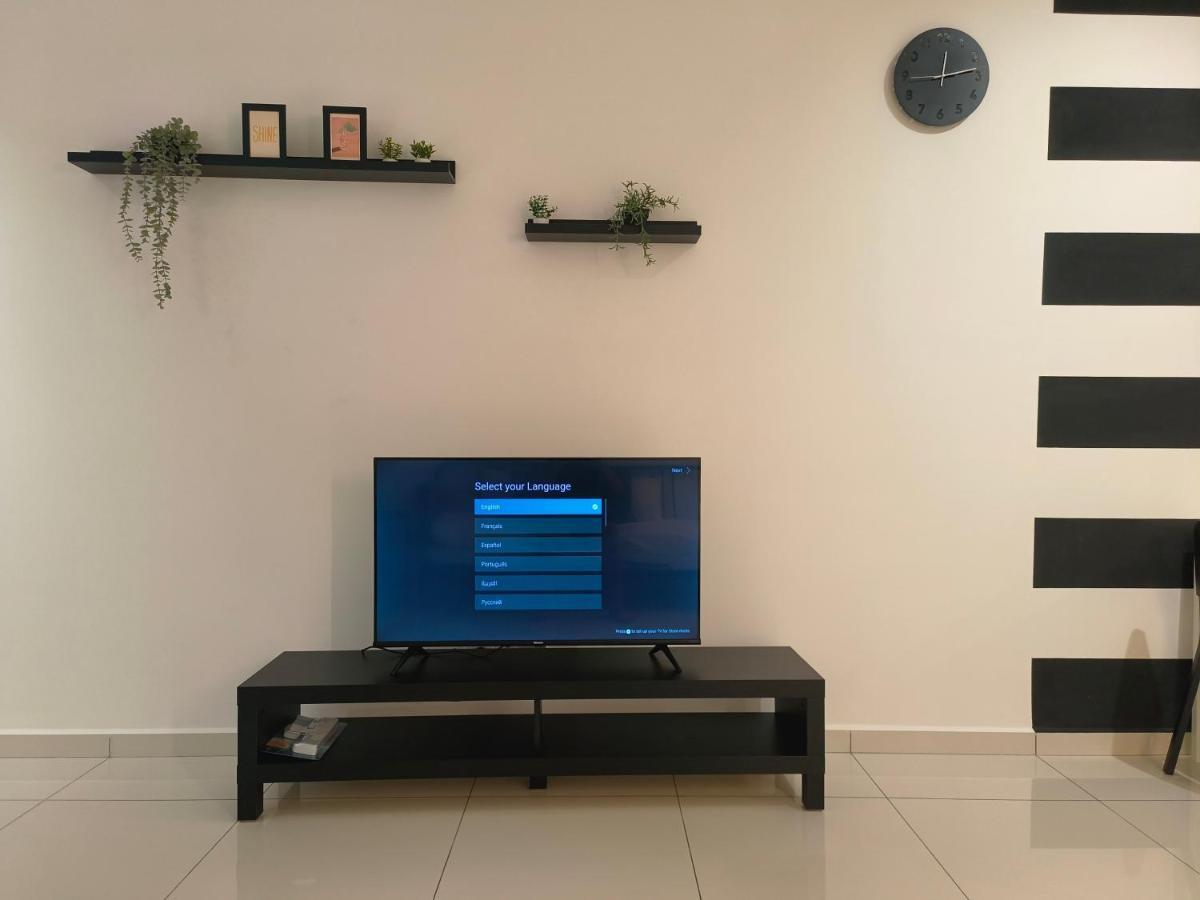 2Br Luxury Rooftop Swimming Pook Homestay@Georgetown@10Pax - 无敌美景两房民宿 Kültér fotó
