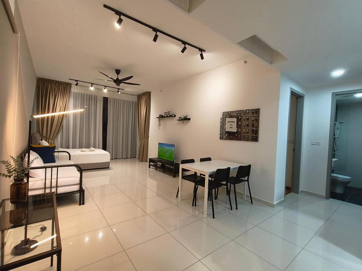 2Br Luxury Rooftop Swimming Pook Homestay@Georgetown@10Pax - 无敌美景两房民宿 Kültér fotó