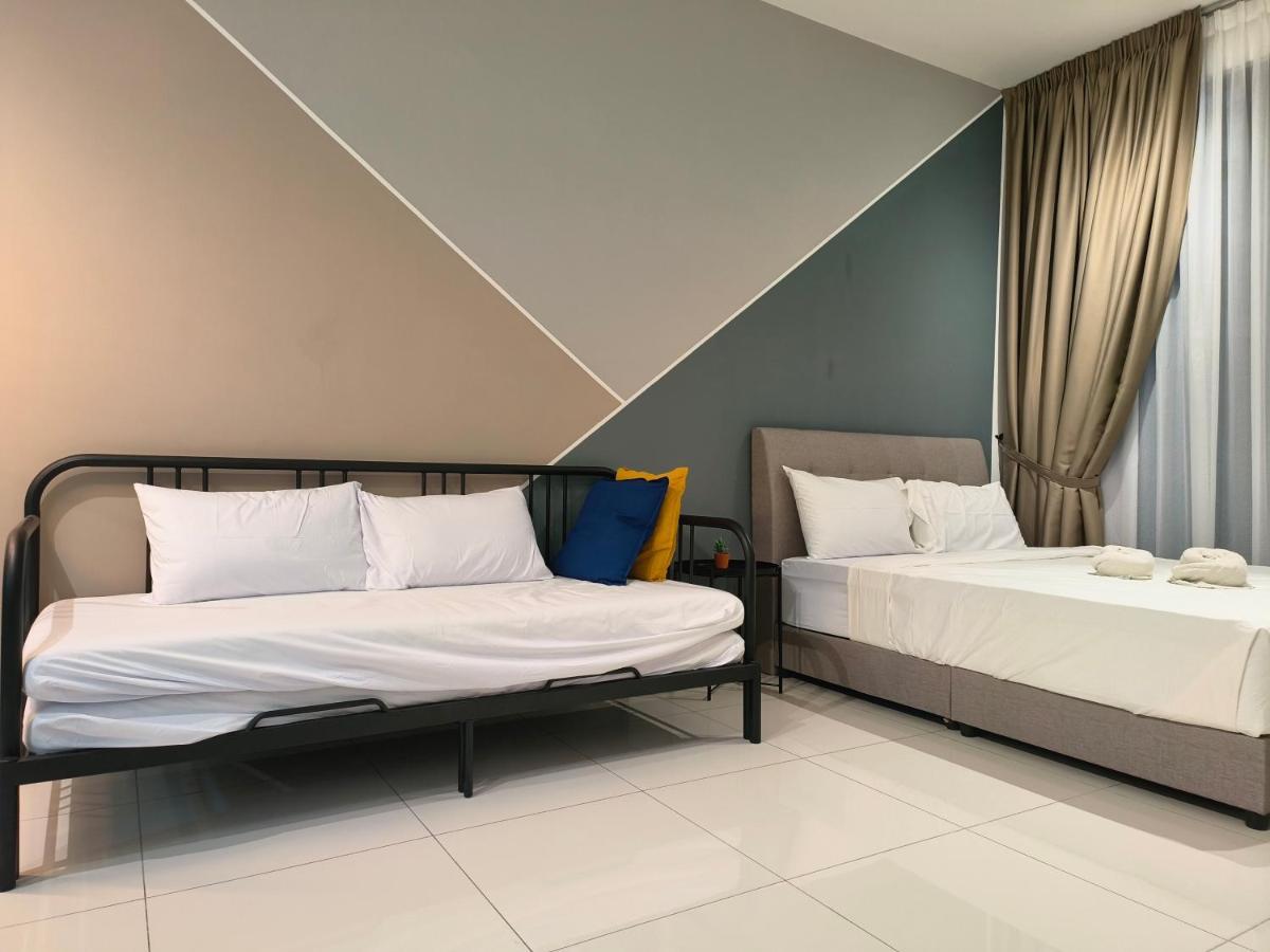 2Br Luxury Rooftop Swimming Pook Homestay@Georgetown@10Pax - 无敌美景两房民宿 Kültér fotó