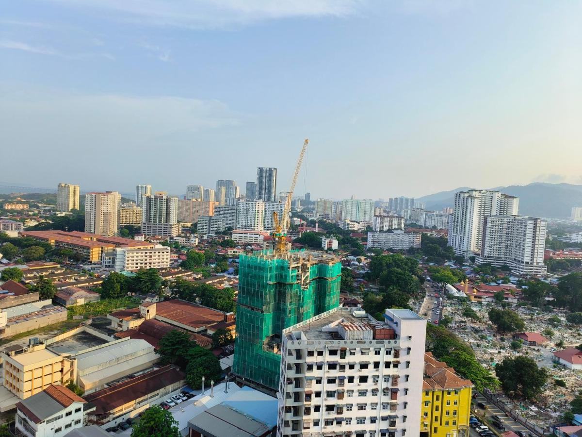 2Br Luxury Rooftop Swimming Pook Homestay@Georgetown@10Pax - 无敌美景两房民宿 Kültér fotó