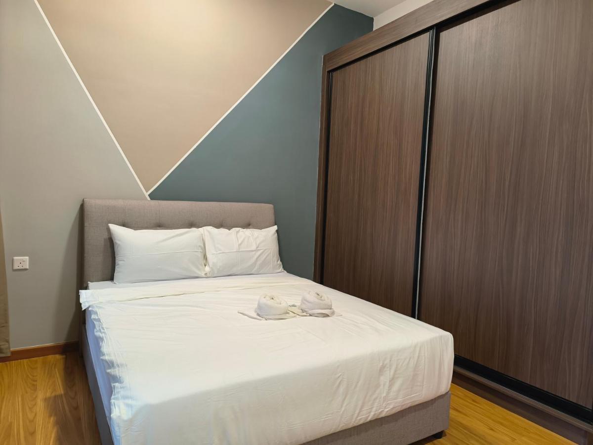2Br Luxury Rooftop Swimming Pook Homestay@Georgetown@10Pax - 无敌美景两房民宿 Kültér fotó
