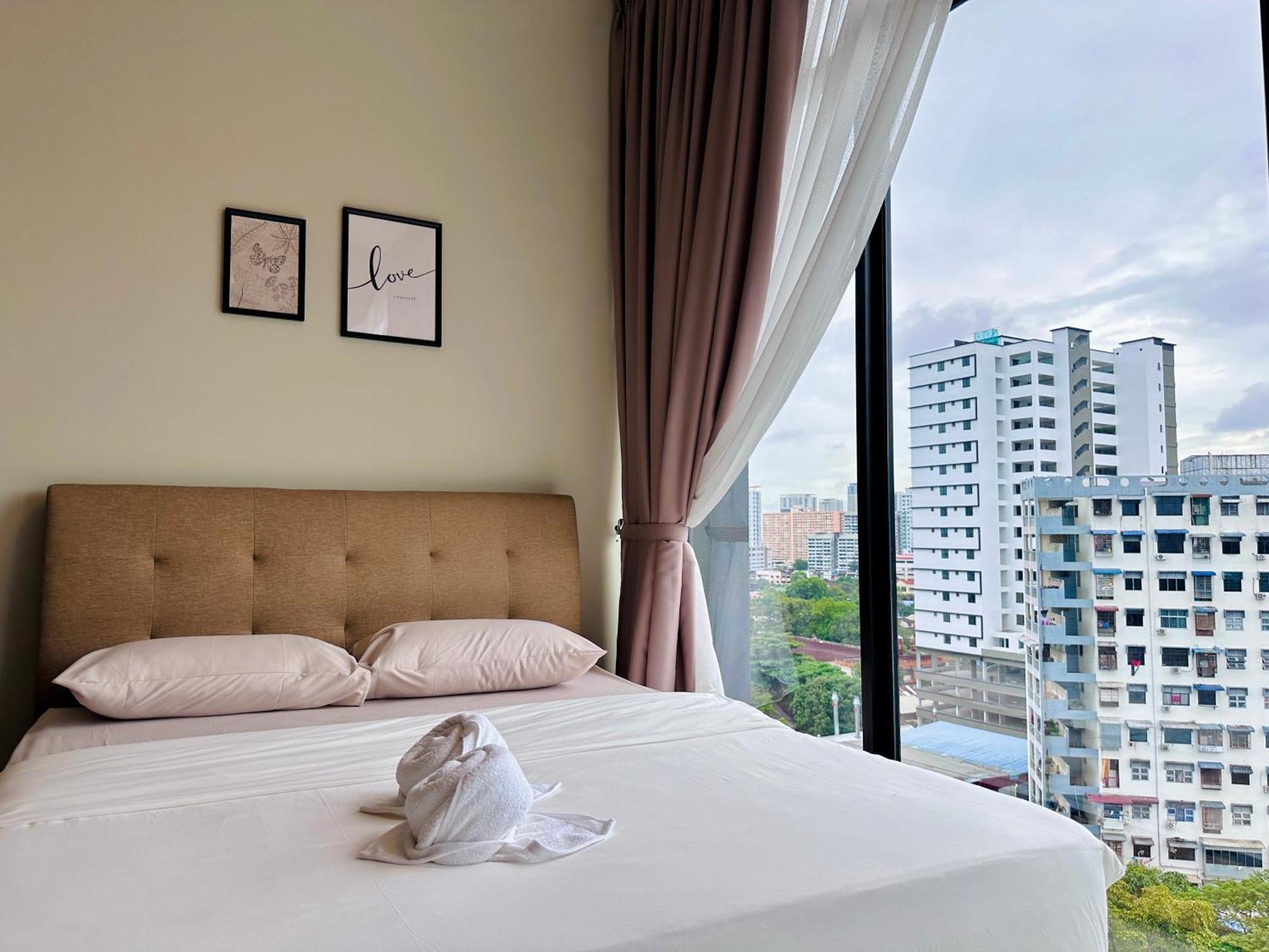 2Br Luxury Rooftop Swimming Pook Homestay@Georgetown@10Pax - 无敌美景两房民宿 Kültér fotó