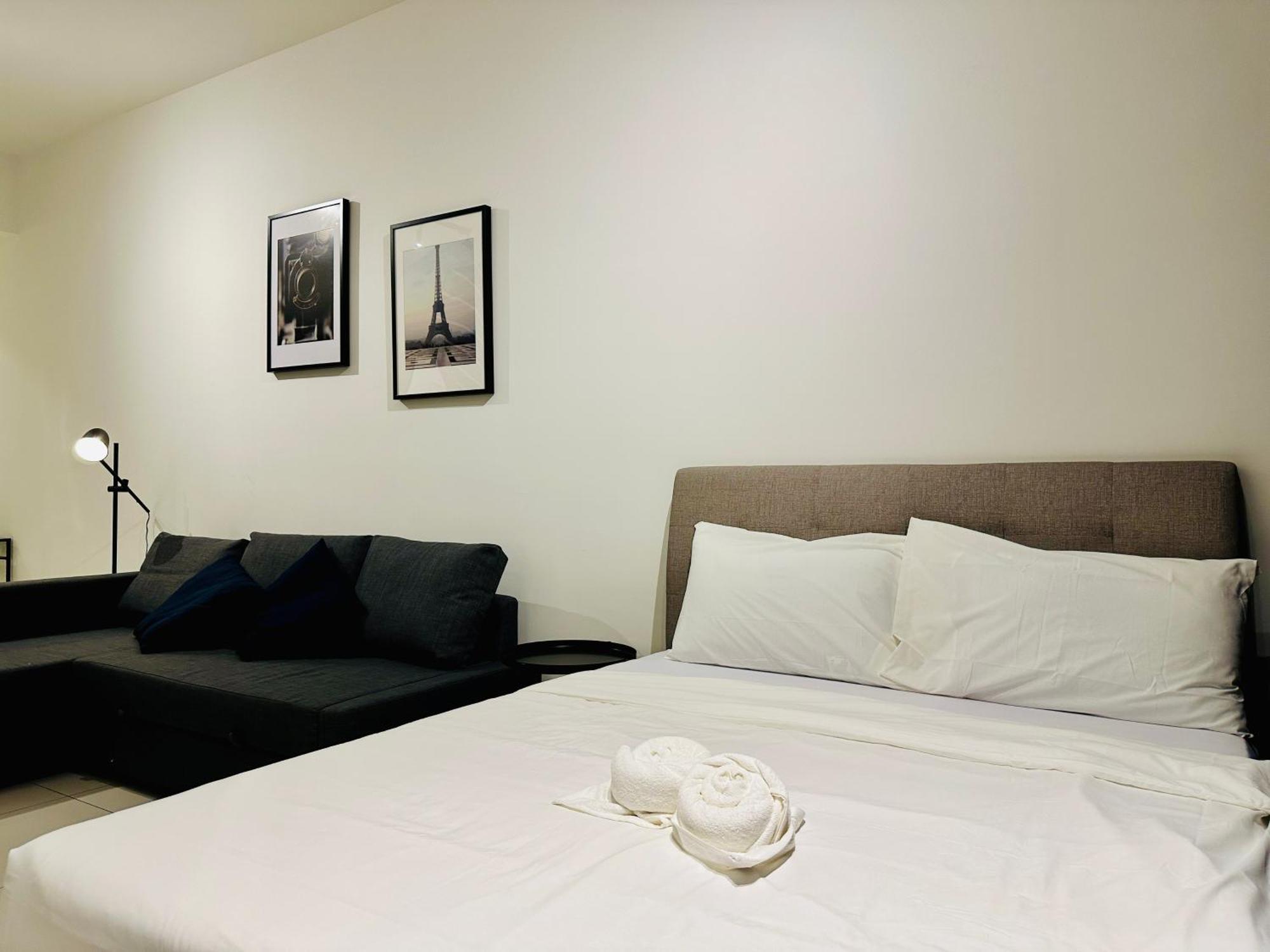 2Br Luxury Rooftop Swimming Pook Homestay@Georgetown@10Pax - 无敌美景两房民宿 Kültér fotó